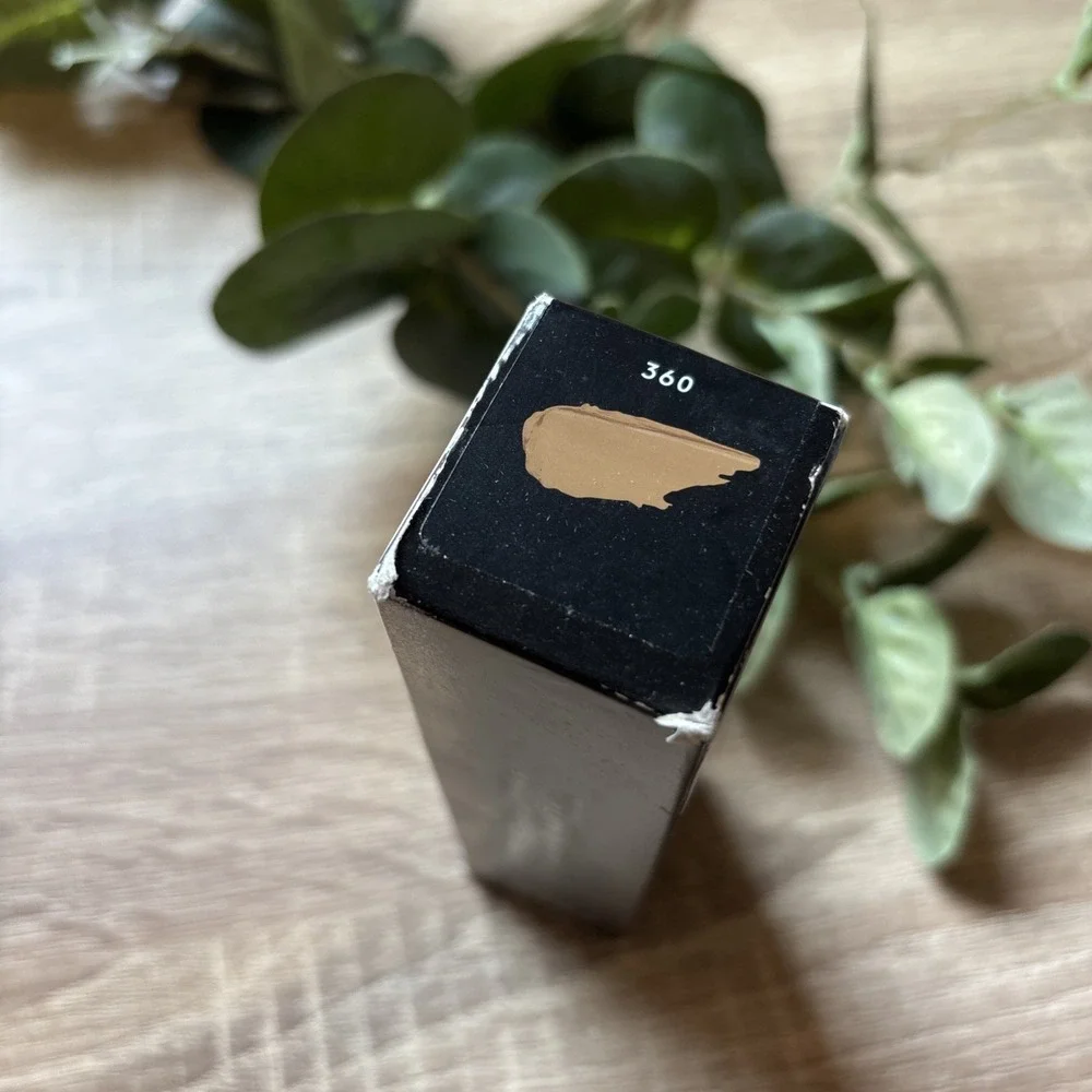 Fenty Beauty Pro Filt'r Soft Matte Longwear Liquid Foundation #360 ~ 1.08 fl oz - Picture 2 of 3